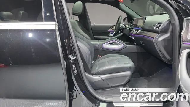 Mercedes-Benz GLE-Class — Фото автомобиля 19