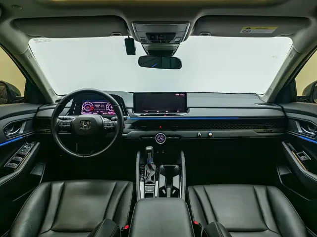 Honda Accord — Фото автомобиля 11