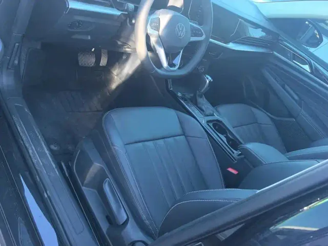 Volkswagen Passat — Фото автомобиля 9