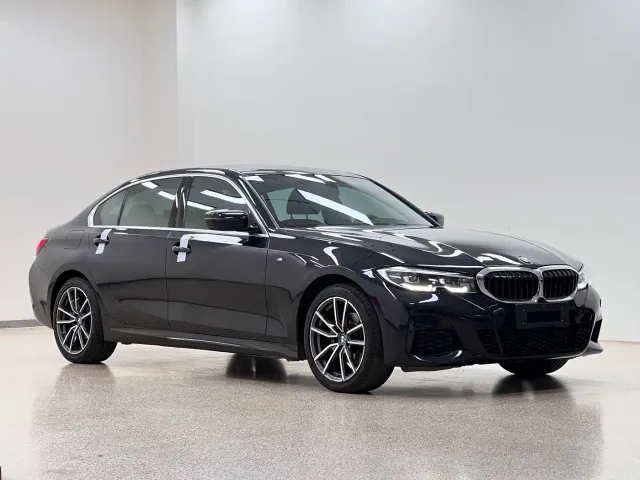 BMW 3 Series — Фото автомобиля 3