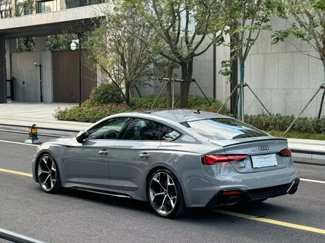 Audi RS 5 — Фото автомобиля 11