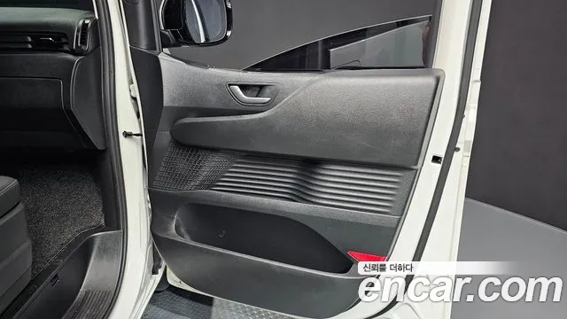 Hyundai Staria — Фото автомобиля 14