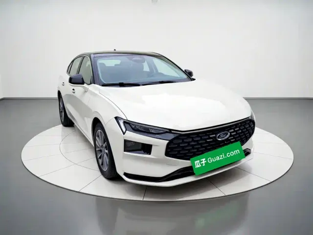 Ford Mondeo — Фото автомобиля 3