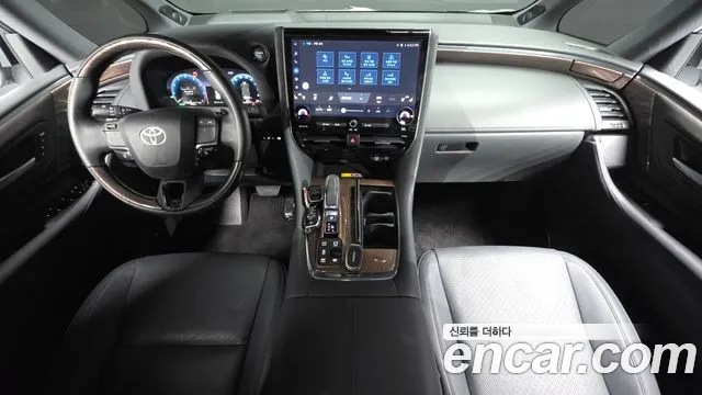Toyota Alphard — Фото автомобиля 5