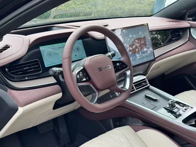 BYD Seal — Фото автомобиля 8