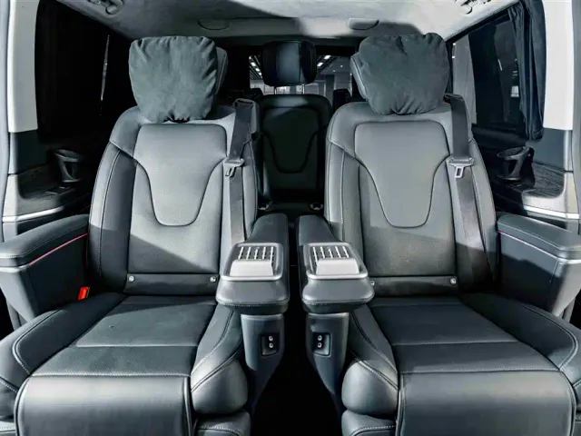 Mercedes-Benz V-Class — Фото автомобиля 24