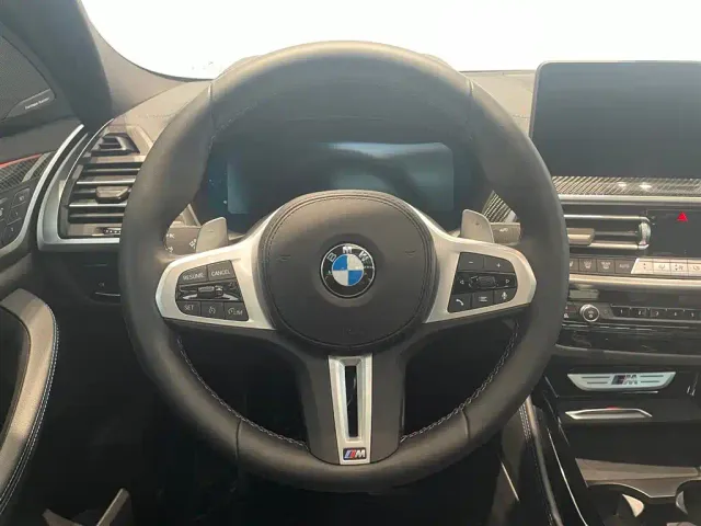 BMW X4 M40i — Фото автомобиля 14