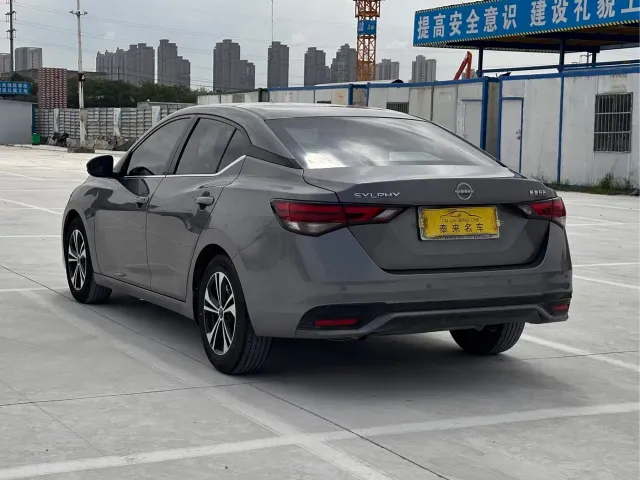 Nissan Sylphy — Фото автомобиля 10
