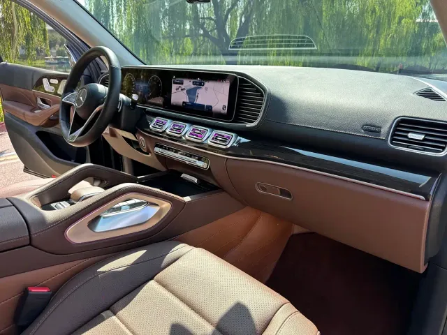 Mercedes-Benz GLE-Class — Фото автомобиля 10