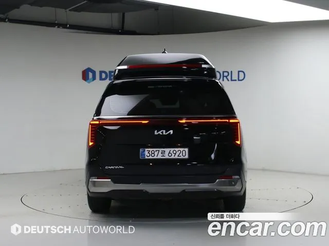 Kia Canival Новый Carnival 4 поколение Бензин 9 мест Hi-Limousine (Спецкузов) — Фото автомобиля 4