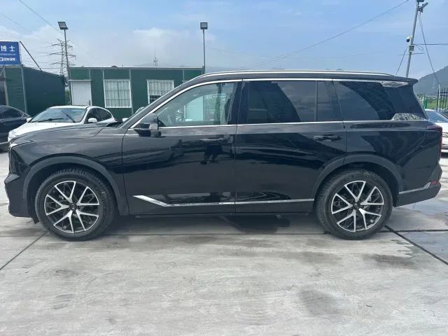 GAC Trumpchi GS8 — Фото автомобиля 18