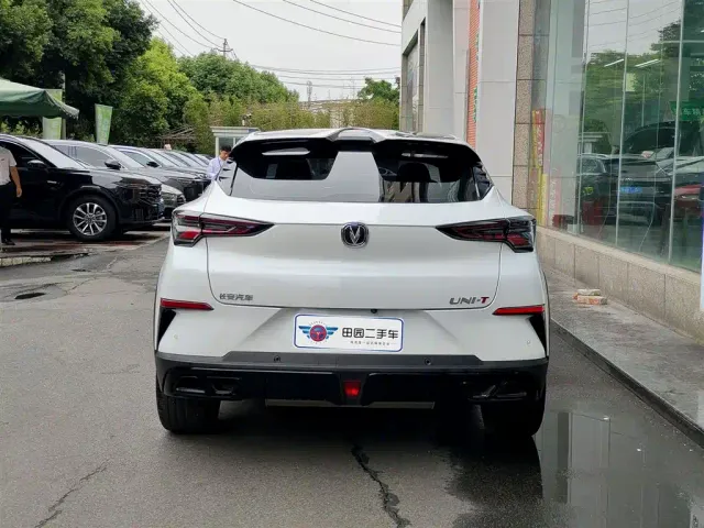 Changan UNI-T — Фото автомобиля 5