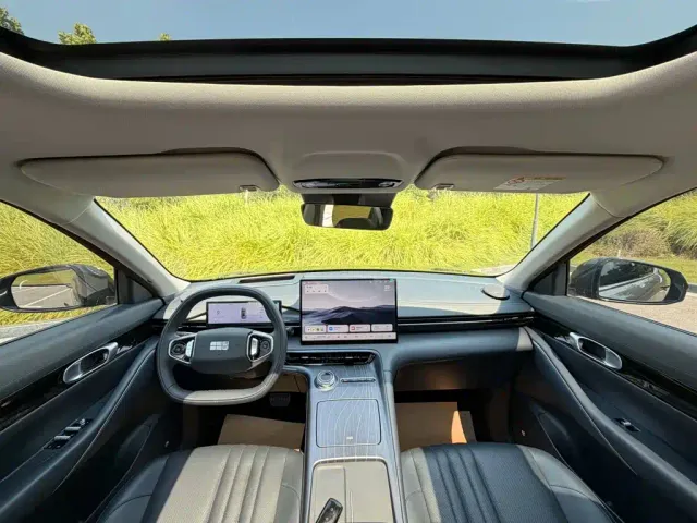 Geely Galaxy E5 — Фото автомобиля 6