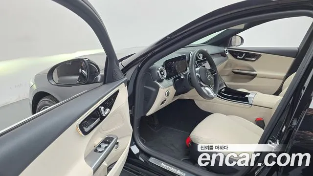 Mercedes-Benz C-Class W206 — Фото автомобиля 10