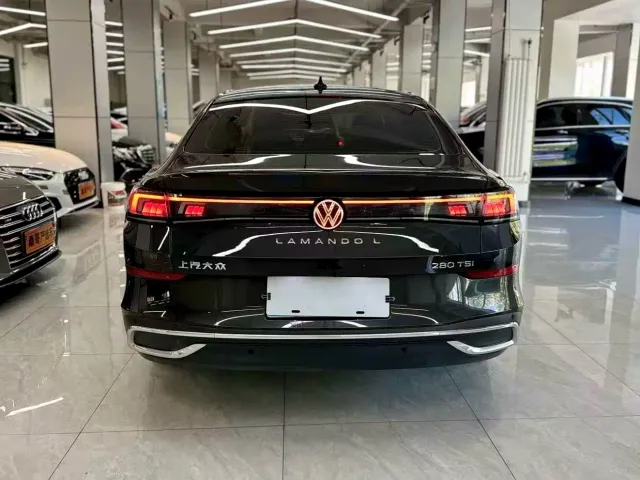 Volkswagen Lamando — Фото автомобиля 5