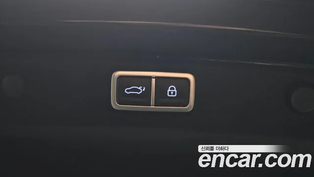 Hyundai Grandeur GN7 — Фото автомобиля 20