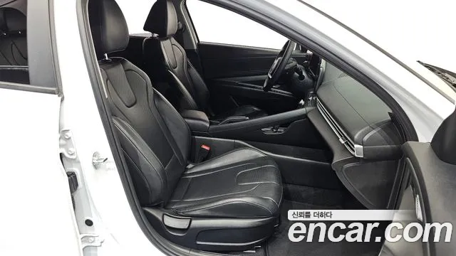 Hyundai Avante — Фото автомобиля 16