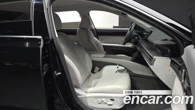 Hyundai Grandeur GN7 — Фото автомобиля 18