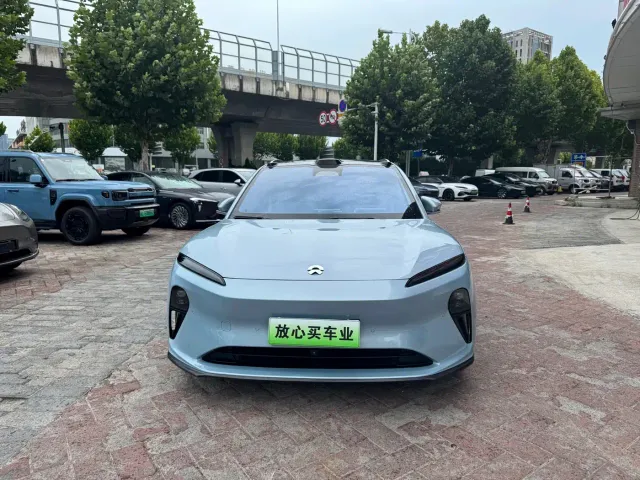 Nio ET5 Touring — Фото автомобиля 2