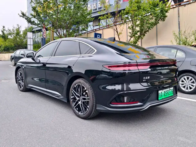 BYD Han 2025 Model EV Smart Drive Edition 605KM Premium — Фото автомобиля 2