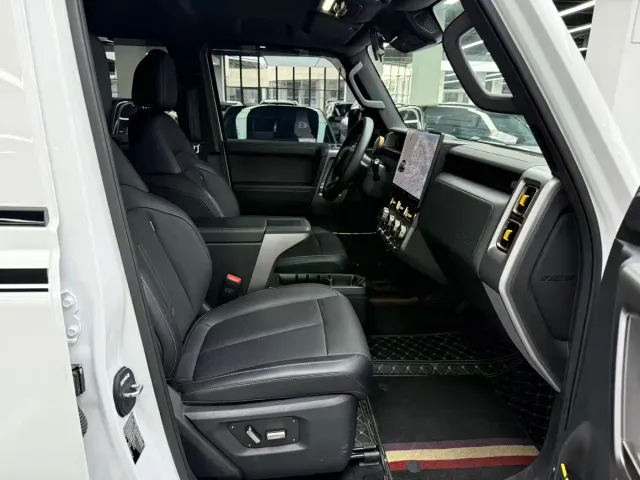 iCAR V23 — Фото автомобиля 9