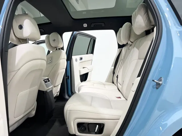 Li Auto L7 — Фото автомобиля 8
