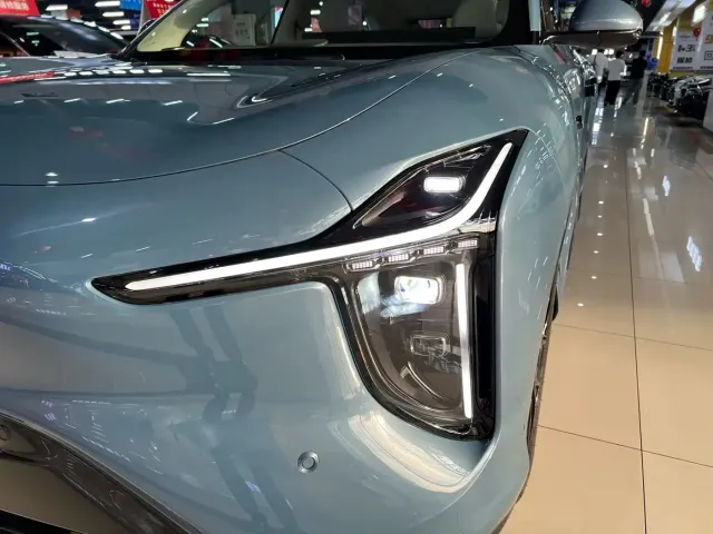 IM Motors LS6 — Фото автомобиля 19