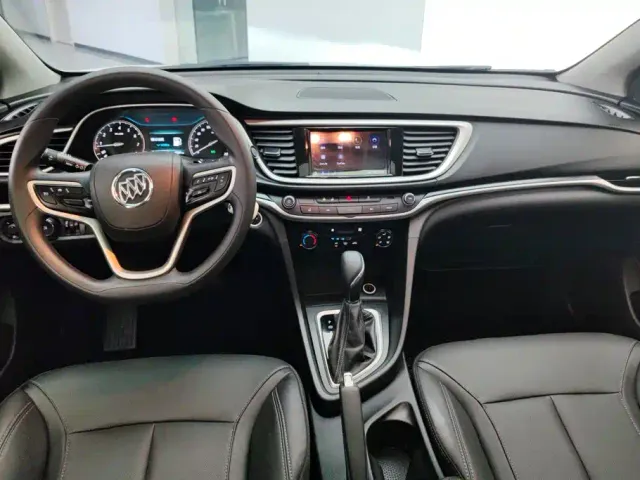 Buick Excelle — Фото автомобиля 12