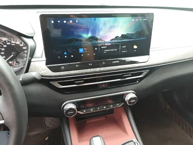 Nissan Teana — Фото автомобиля 12