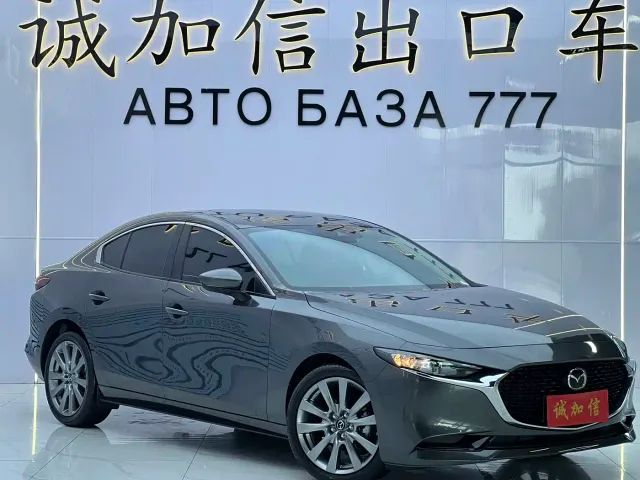 Mazda Axela — Фото автомобиля 3