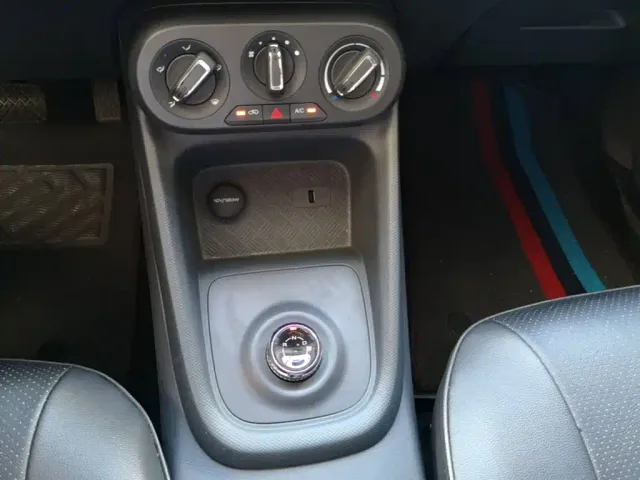 Wuling Hongguang — Фото автомобиля 13