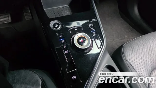 Kia Niro — Фото автомобиля 12