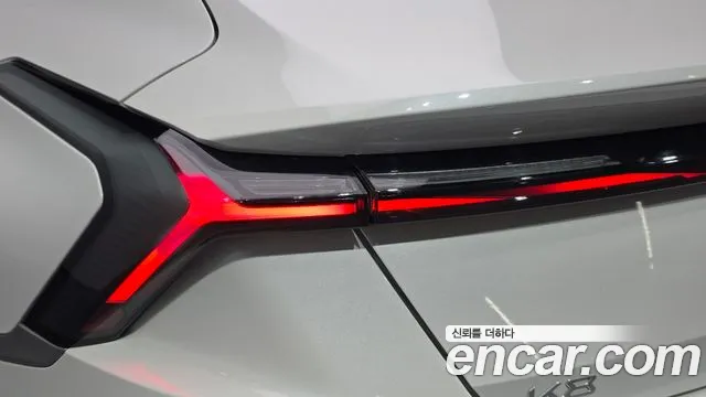 Kia K8 (New) Hybrid — Фото автомобиля 8