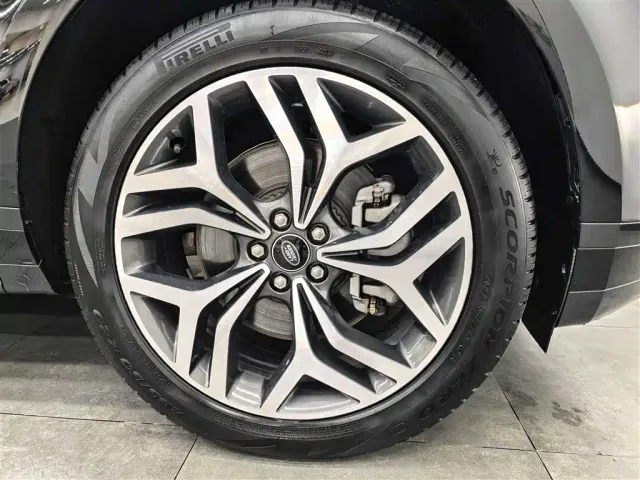Land Rover Range Rover Evoque — Фото автомобиля 15