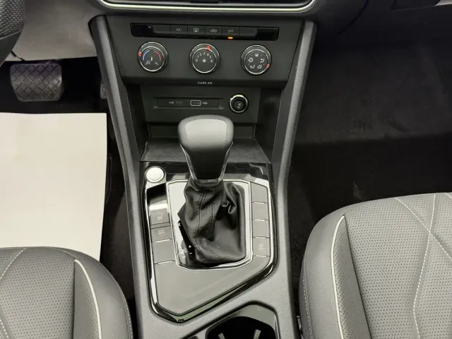 Volkswagen Tiguan L — Фото автомобиля 17