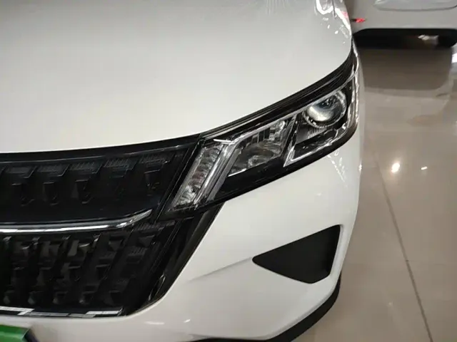 Wuling Asta — Фото автомобиля 23