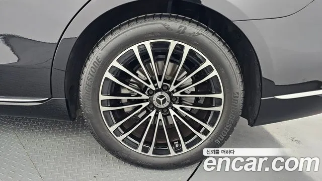 Mercedes-Benz S-Class S-класс W223 — Фото автомобиля 17