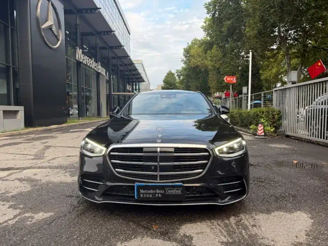 Mercedes-Benz S-Class — Фото автомобиля 5
