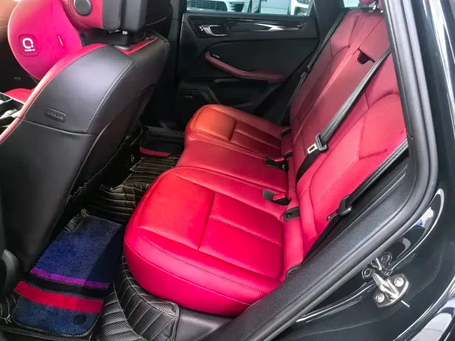 Porsche Macan — Фото автомобиля 5