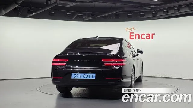 Genesis G80 RG3 — Фото автомобиля 4