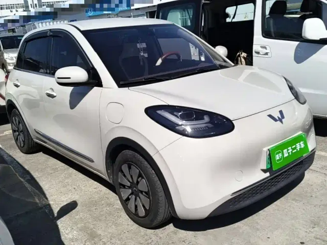 Wuling Bingo — Фото автомобиля 3