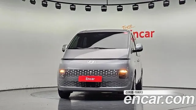 Hyundai Staria — Фото автомобиля 3