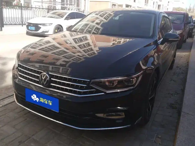 Фотография автомобиля — Volkswagen Magotan