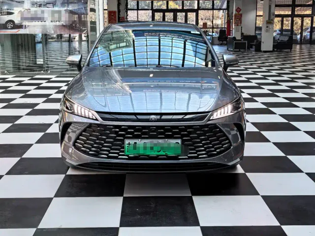 BYD Qin PLUS — Фото автомобиля 2