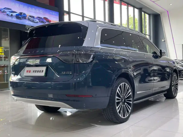 Aito M9 — Фото автомобиля 20