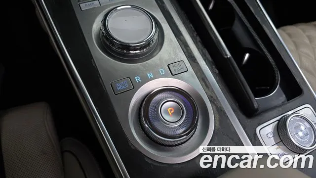 Genesis GV80 — Фото автомобиля 12