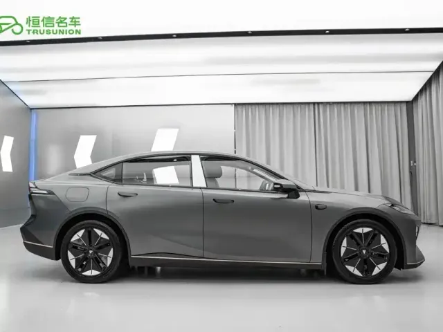 Deepal Deepal SL03 2022 1.5L 1200 Range Extender Version — Фото автомобиля 8