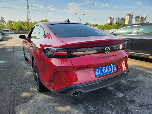 Volkswagen Lamando — Фото автомобиля 6