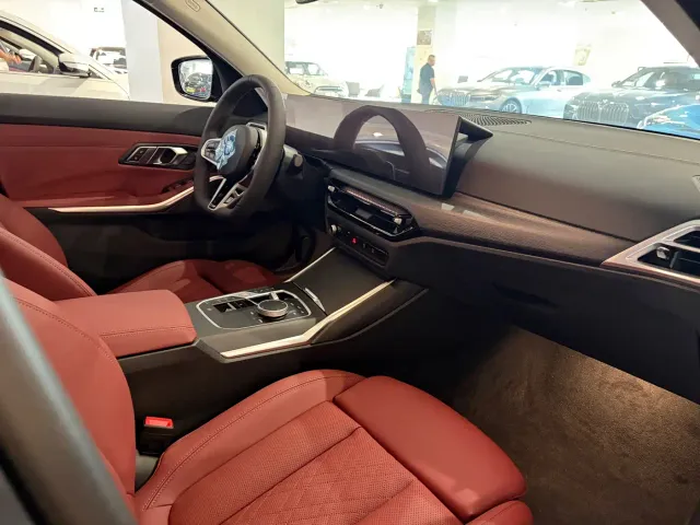BMW 3 Series — Фото автомобиля 9