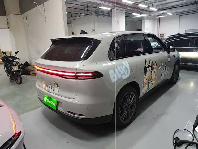 Leapmotor C10 — Фото автомобиля 6